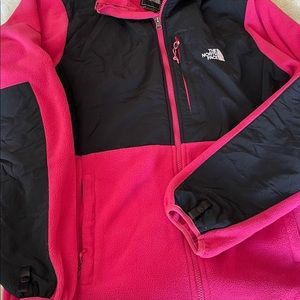 North face Women’s Fuschia/Pink & Black Denali Jacket